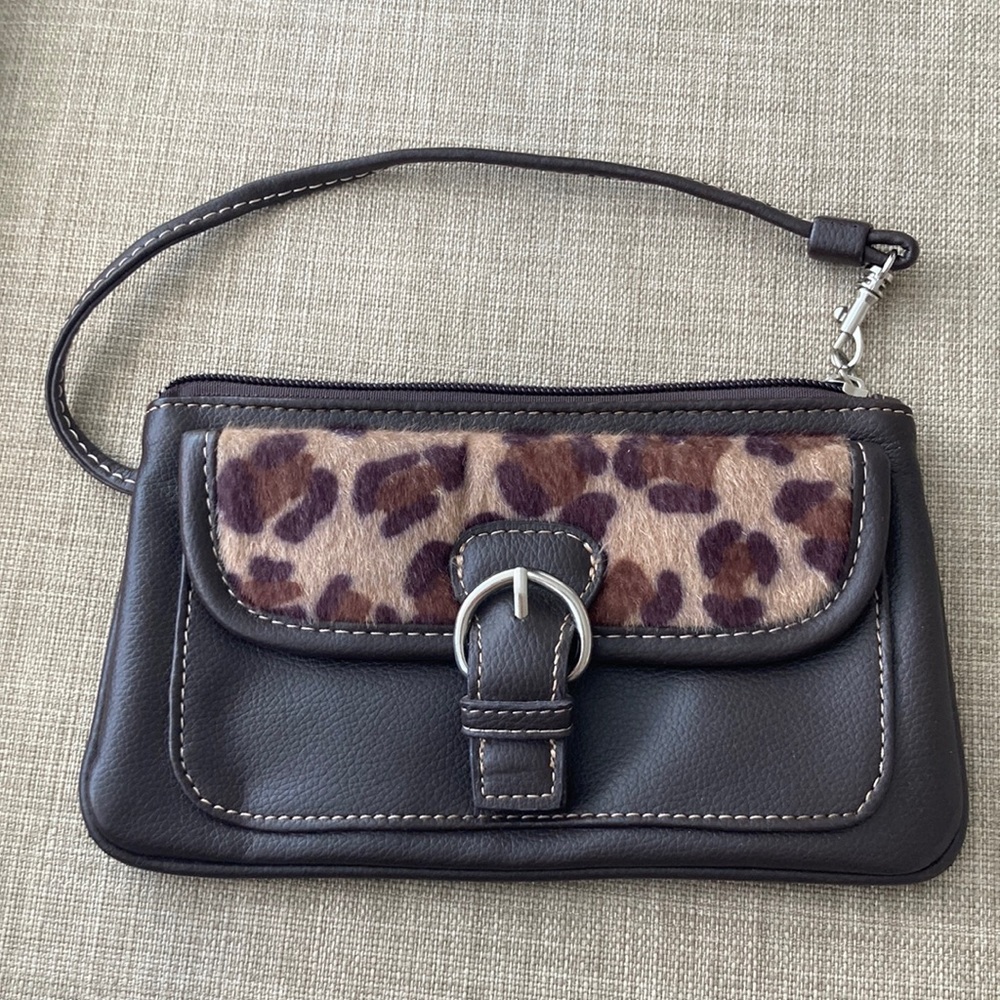 Avon, Cheetah Print Clutch Handbag